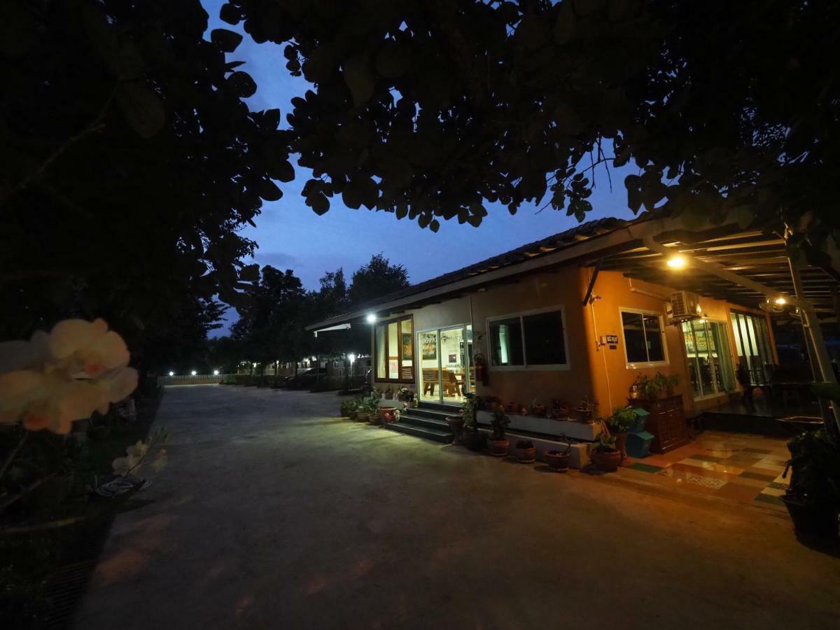 Tong Chang Resort Chumphon Bagian luar foto